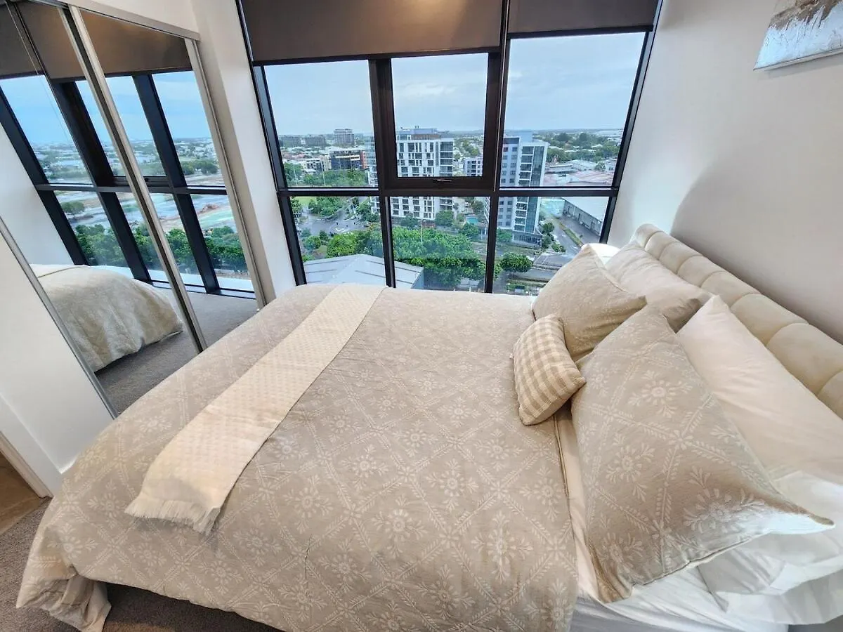 Apartment Free Car Park, Infinity Pool, City View, Spa-Sauna Brisbane